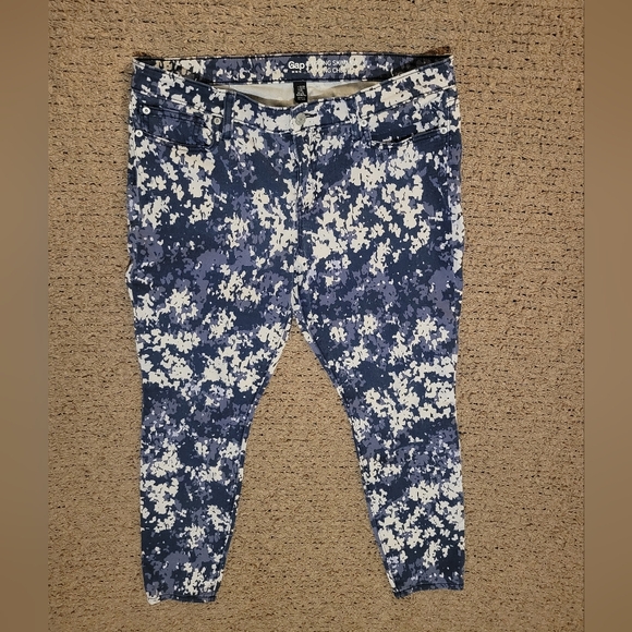 GAP LEGGINGS SKIMMER SIZE 12/31R - Picture 1 of 3